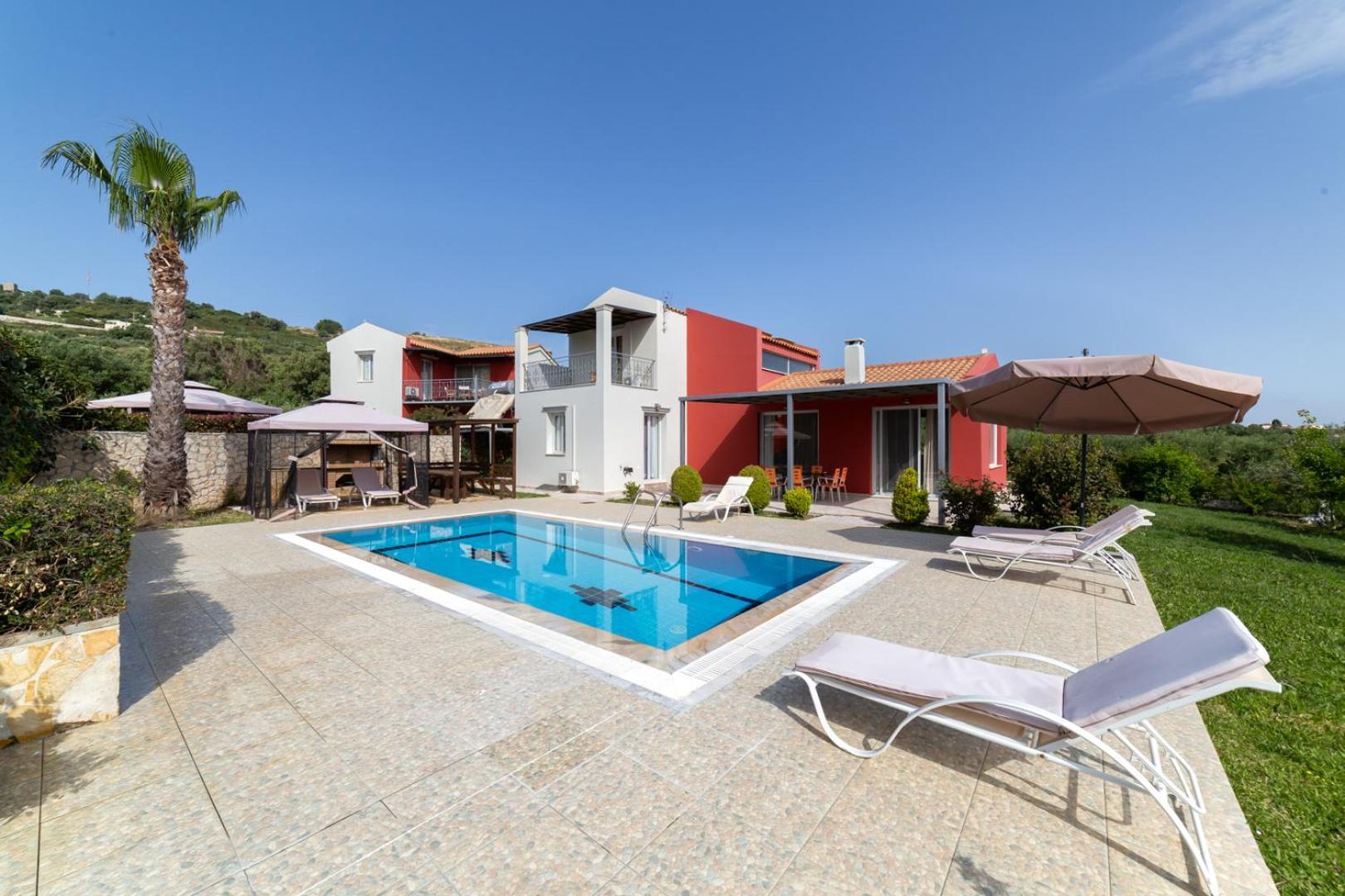 Apolafsi Aparthotel Lixouri Exterior photo