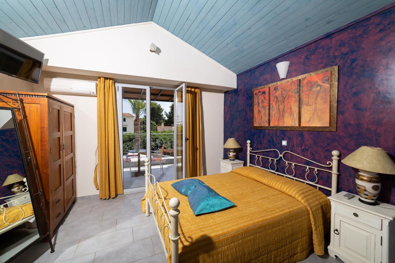 Apolafsi Aparthotel Lixouri Exterior photo